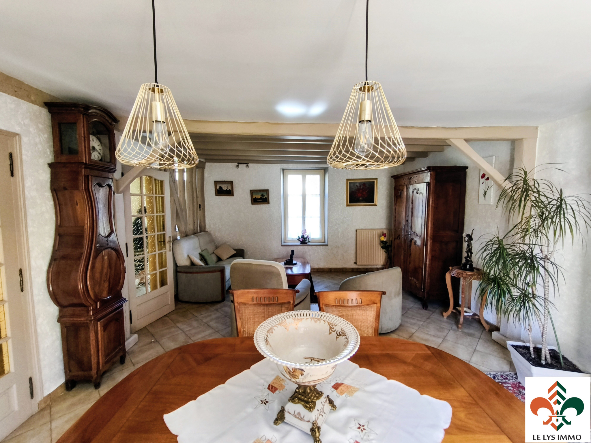 Maison de caractère à Saint-Memmie Charme de l'ancien et b